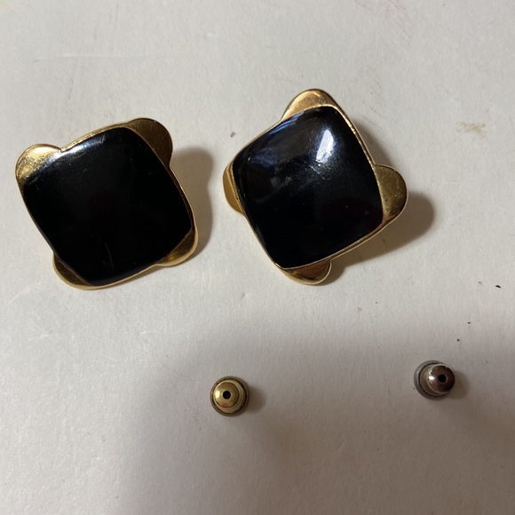 Trifari Square Gold /Black Stone Pierced Earrings - Picture 4 of 4